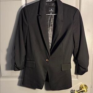 Jules & Leopold Black Textured Blazer